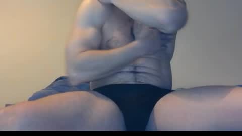 jamesy8391 online show from March 4, 10:38 pm