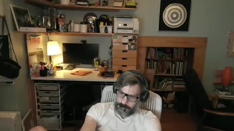 jareth_returns online show from February 1, 1:04 am