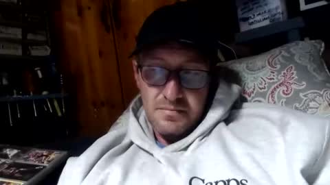 jarret8222 online show from February 21, 7:48 pm