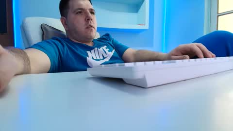 JasonJacks online show from April 19, 5:40 am