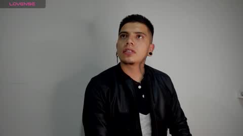 Jason online show from December 15, 7:55 pm