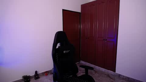 JKing  online show from March 30, 3:02 pm