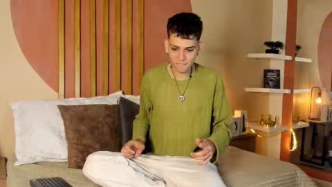 Snapshot of jasson_smit chatting on October 19, 1:36 pm J A S S O N online show from October 19, 1:36 pm