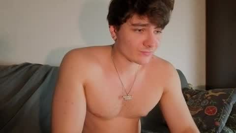 jastinpet online show from November 8, 8:23 pm