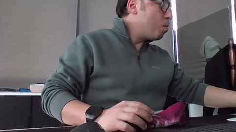 Javelin83 online show from March 12, 12:02 pm