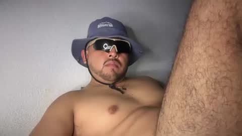 javiermichi online show from November 14, 7:43 am