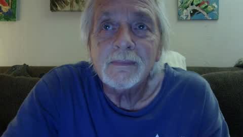 jay-jay1475 online show from December 21, 11:45 pm