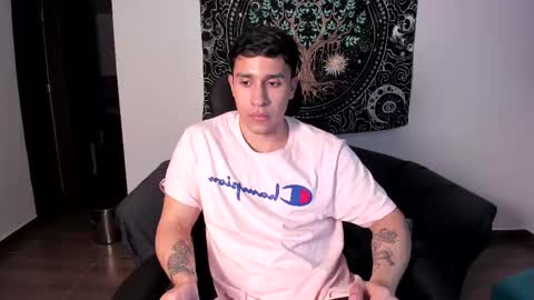 Snapshot of jay_marcos chatting on February 18, 4:37 am Jay marcos online show from February 18, 4:37 am