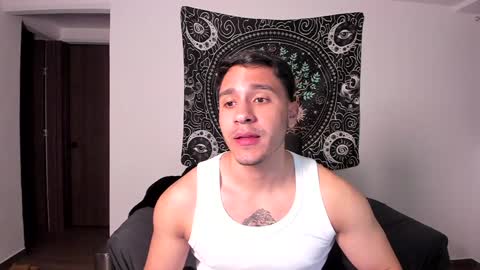 Snapshot of jay_marcos chatting on January 24, 12:31 am Jay marcos online show from January 24, 12:31 am