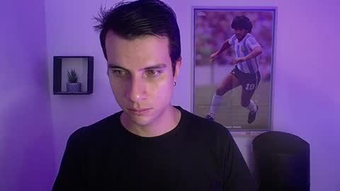 Jay Alvarrez online show from December 7, 4:36 pm