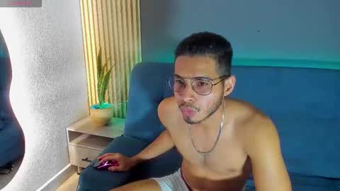 Jay online show from December 15, 8:39 pm