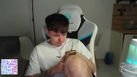 Jayce online show from February 1, 11:36 pm