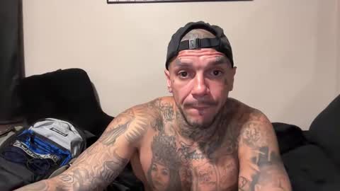 jayjaythebutcher23 online show from April 23, 3:44 am