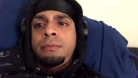 Jayfly online show from November 10, 3:39 pm