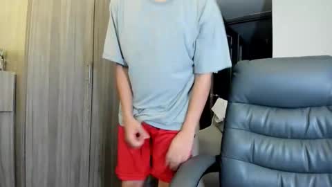 jaythomax online show from February 3, 10:42 am