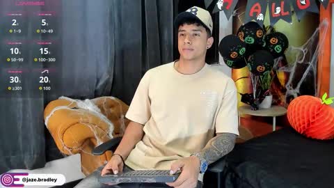 jaze_bradley online show from October 22, 11:36 am