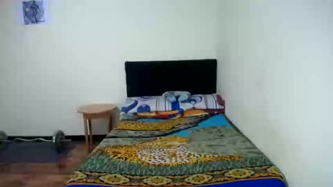 Snapshot of jboy_s chatting on February 22, 10:04 pm jboy_s online show from February 22, 10:04 pm