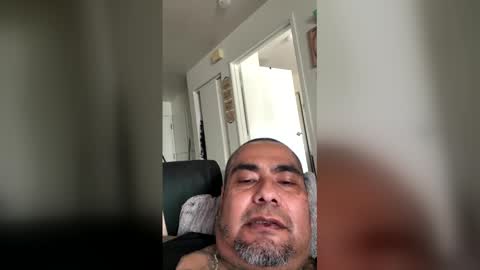 jboyy13818 online show from March 13, 5:19 pm