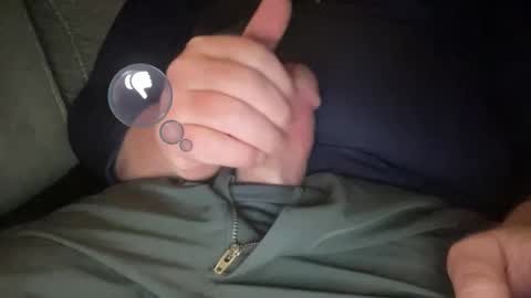 jdog31982 online show from April 8, 2:23 am