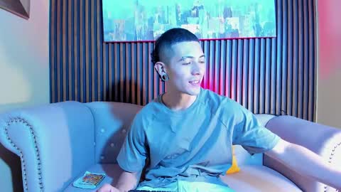 Jeff  online show from January 8, 3:51 am