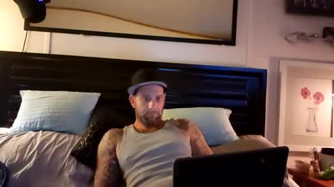 Doingitright online show from November 28, 2:04 am