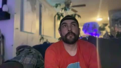 Guy Jones online show from December 17, 7:48 am