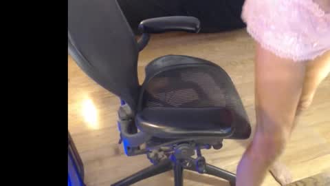 PegMePlease online show from January 19, 3:57 pm