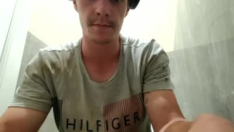 Snapshot of jerkmaster_2012 chatting on January 17, 1:24 pm NaughtyBoy - online show from January 17, 1:24 pm