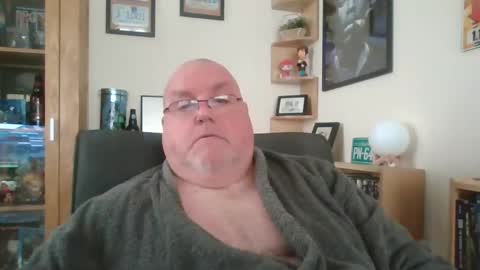 Snapshot of jerseyhammer01 chatting on January 18, 9:34 am Harry online show from January 18, 9:34 am