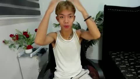 jersthebigasscockxxx online show from October 27, 4:37 am