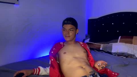Snapshot of jesse_real chatting on December 27, 3:42 am EL JESSE REAL online show from December 27, 3:42 am