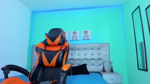 Jessy Mateus online show from January 17, 12:10 pm