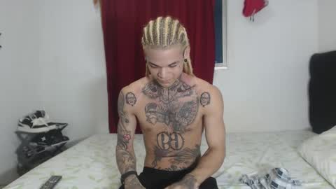 Snapshot of jeykob_23 chatting on January 1, 12:32 am JEYKOB online show from January 1, 12:32 am