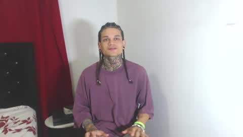 Snapshot of jeykob_23 chatting on March 2, 8:05 am JEYKOB online show from March 2, 8:05 am