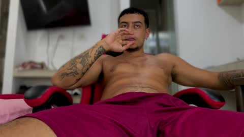 Onlyfans  Twitter  online show from February 5, 4:58 pm