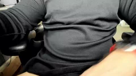 jhernandez13 online show from January 12, 4:44 pm