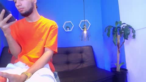 jhon_malo online show from November 28, 4:26 am