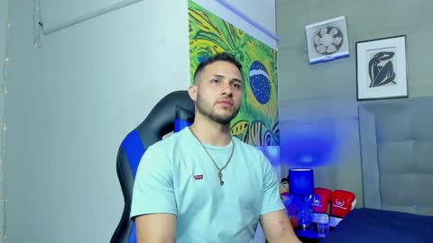 jhonny online show from January 13, 7:51 pm