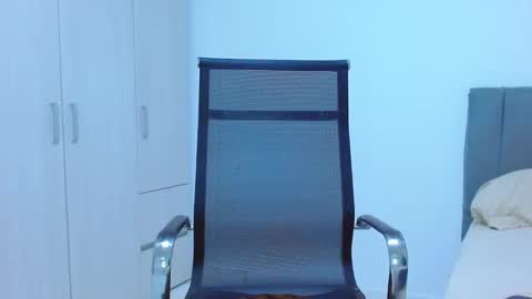 Snapshot of jhony_sex3 chatting on October 21, 3:53 am jhony_sex3 online show from October 21, 3:53 am
