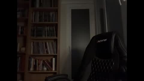 Snapshot of jim_dick chatting on March 1, 11:47 pm Jim Dick online show from March 1, 11:47 pm