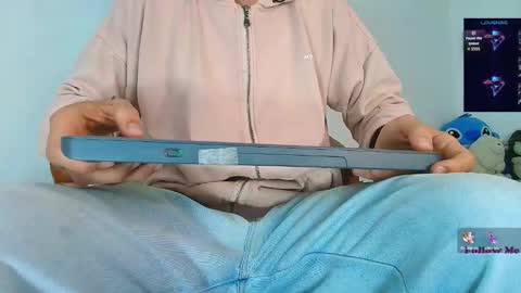 Jimm  Independent Model  online show from March 7, 3:48 am