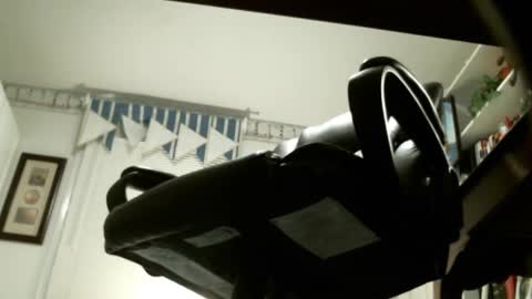 jimwellhung online show from November 1, 3:10 am