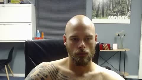 Snapshot of jjameson41 chatting on February 24, 4:49 am JamesJan van Rebel online show from February 24, 4:49 am