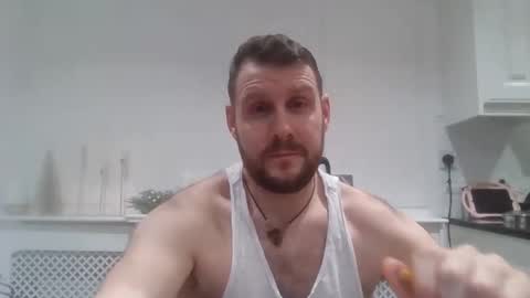 Snapshot of jmakk99 chatting on December 6, 10:41 pm jmakk99 online show from December 6, 10:41 pm