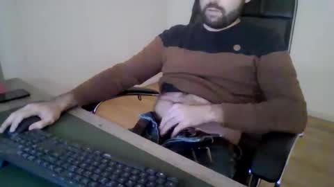 joaodias_18 online show from November 5, 9:50 pm