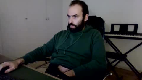 joaodias_18 online show from February 12, 5:52 pm