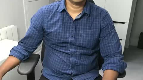 joeshades21 online show from September 27, 2:48 pm