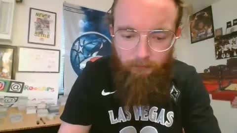 joey2snowy759685 online show from October 18, 10:04 pm