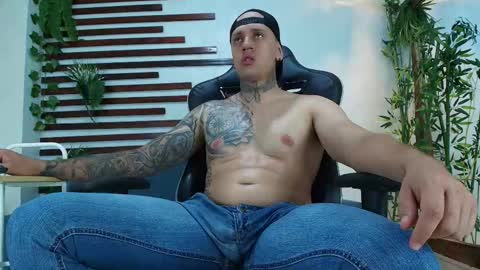 Snapshot of joeysexx1 chatting on September 28, 3:48 am online show from September 28, 3:48 am