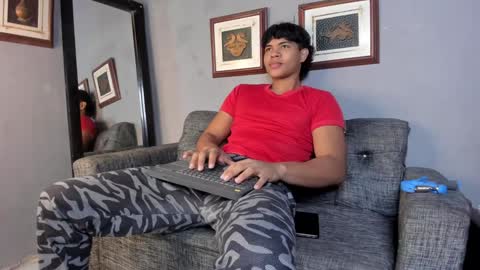 Johan Beley online show from December 13, 2:16 pm